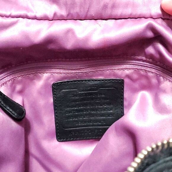 Coach Black Leather Minimalist Utility Career Essential Duffle Hobo Shoulder Bag - Picture 13 of 16